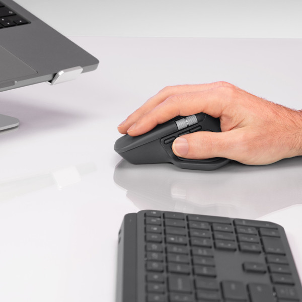 Logitech MX Master 4 (Graphite) Souris Logitech, Ultra Pc Gamer Maroc